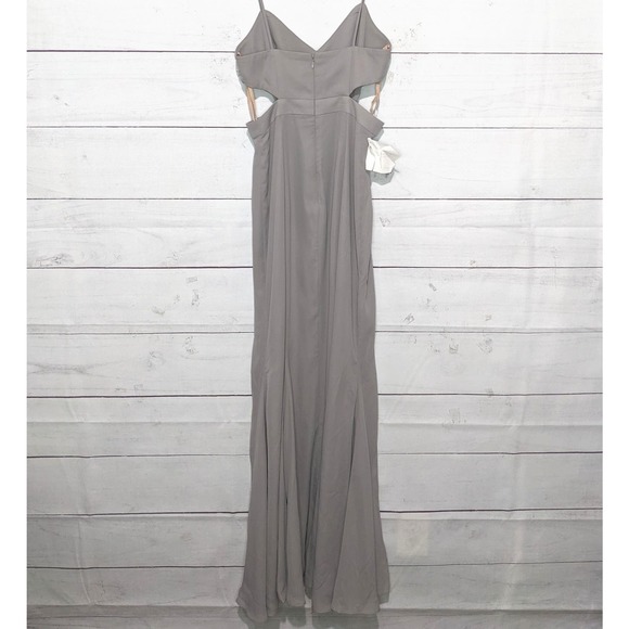 Fame & Partners The Zyra Cutout Waist Sleeveless Maxi Dress Gray Women's Size 2 - Picture 4 of 12